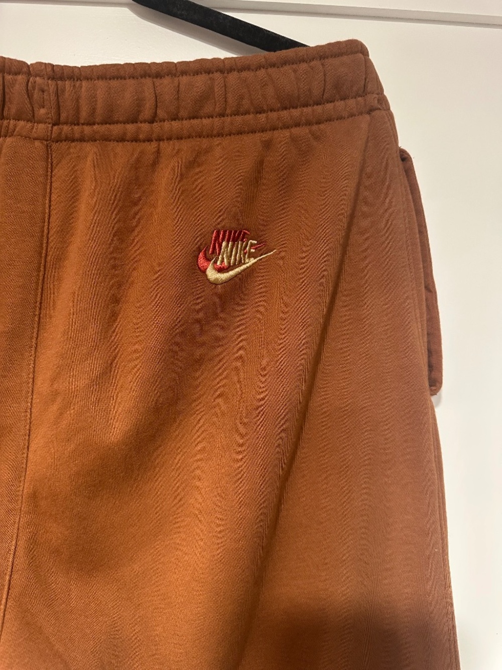 Nike - Picture 5 of 6